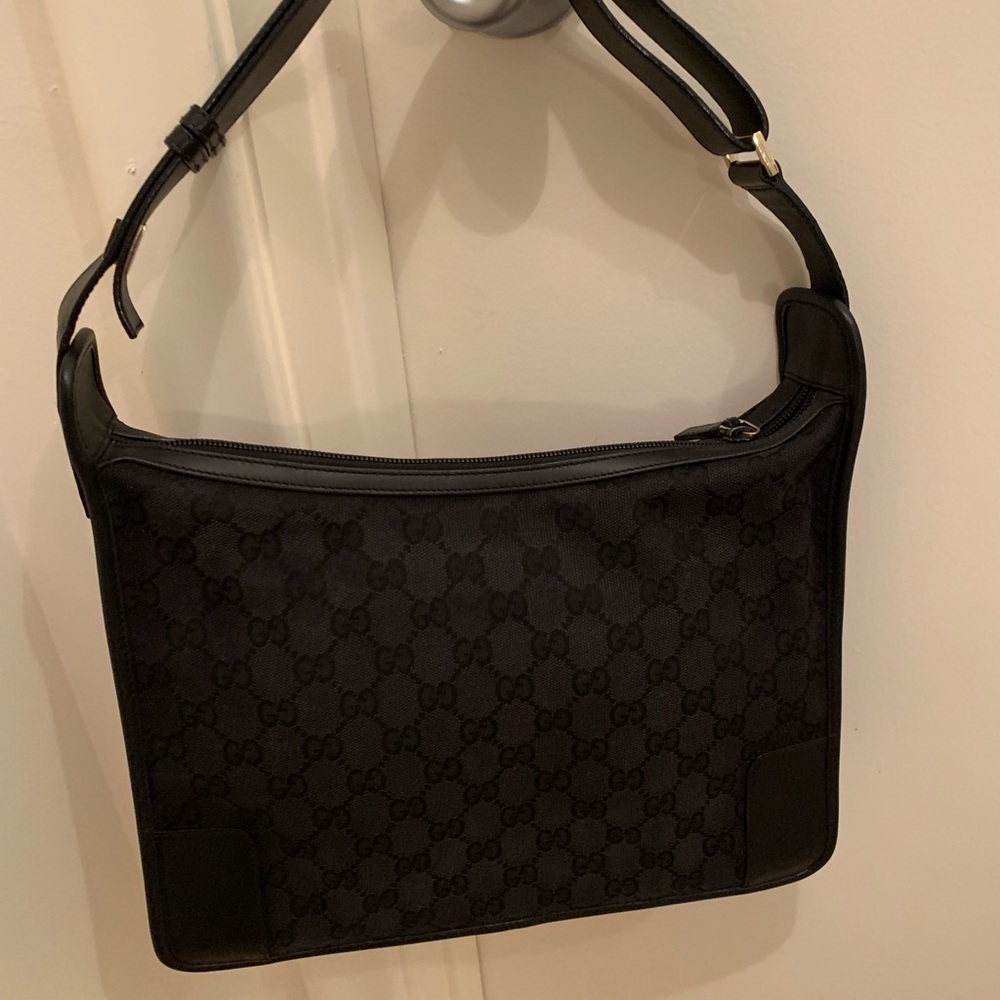 Gucci Handbag 👜